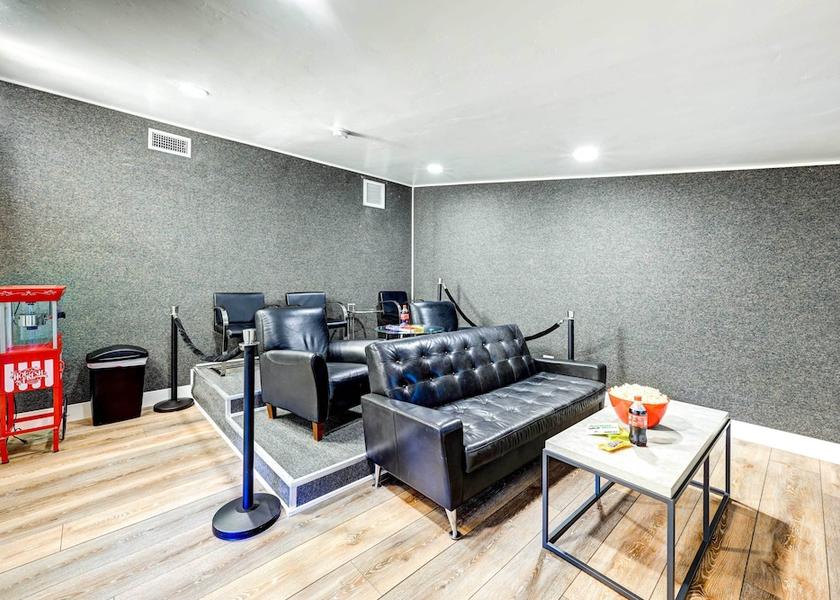 California Oakhurst Primary image