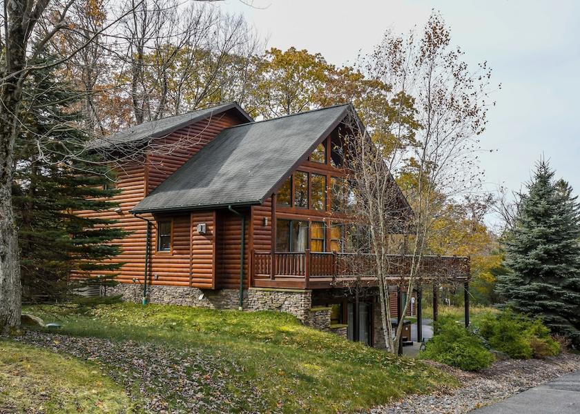 Tennessee Oakland Exterior Detail