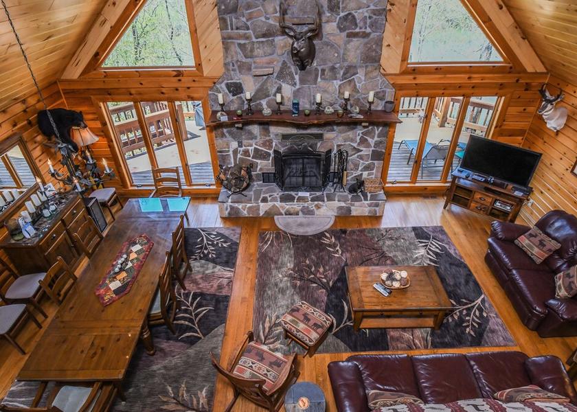 Tennessee Oakland Living Area