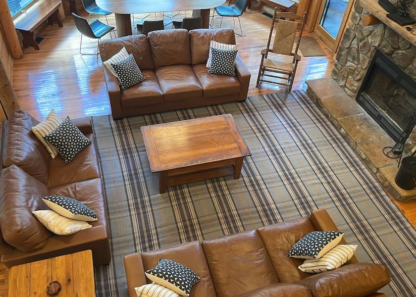 Tennessee Oakland Living Area