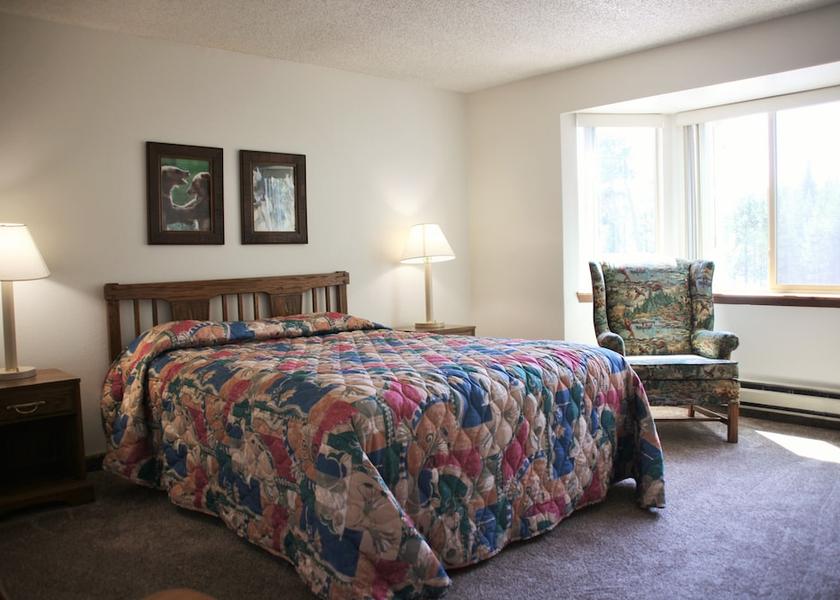 Idaho Island Park Room