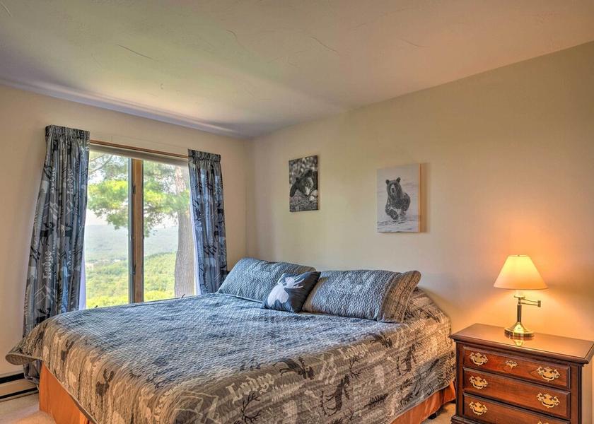 New Hampshire Campton Interior Entrance