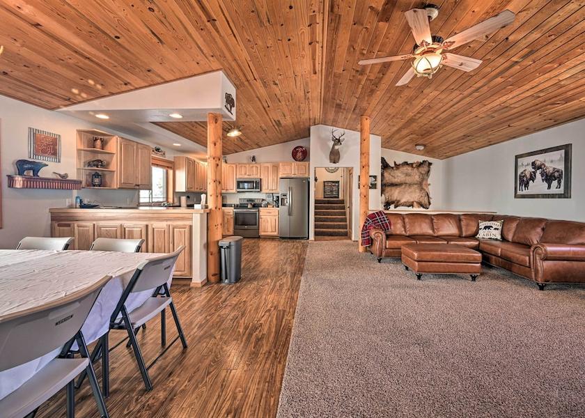 Minnesota Superior Interior Entrance