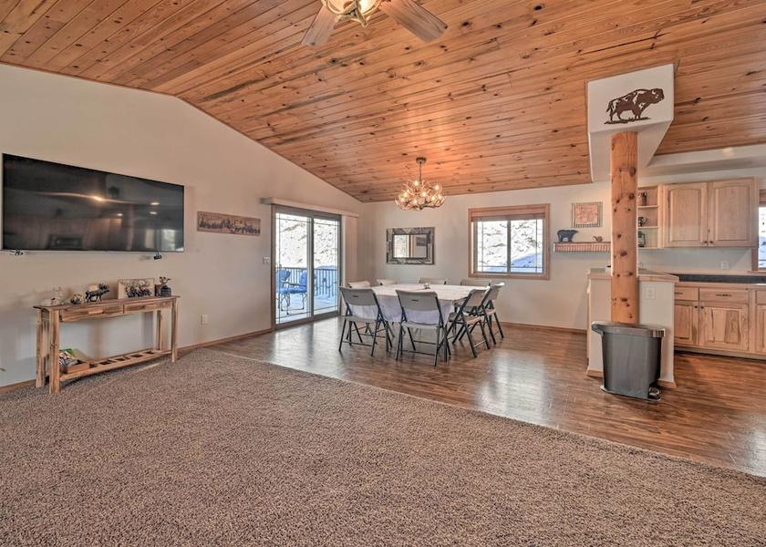 Minnesota Superior Interior Entrance