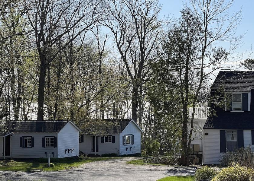 Arkansas Camden Living Area