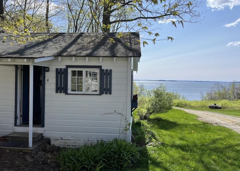 Arkansas Camden Room