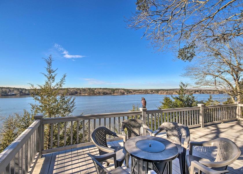 Arkansas Camden Interior Entrance