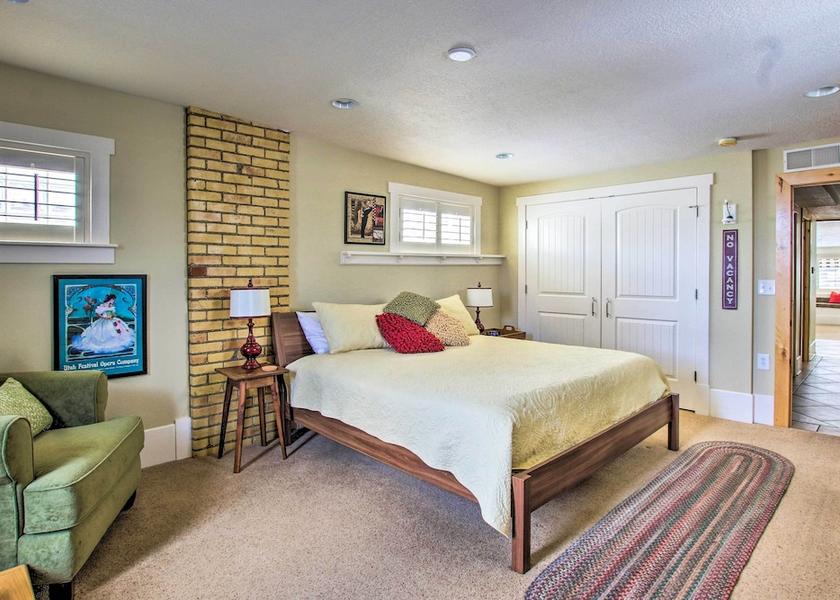 Utah Logan Interior Entrance