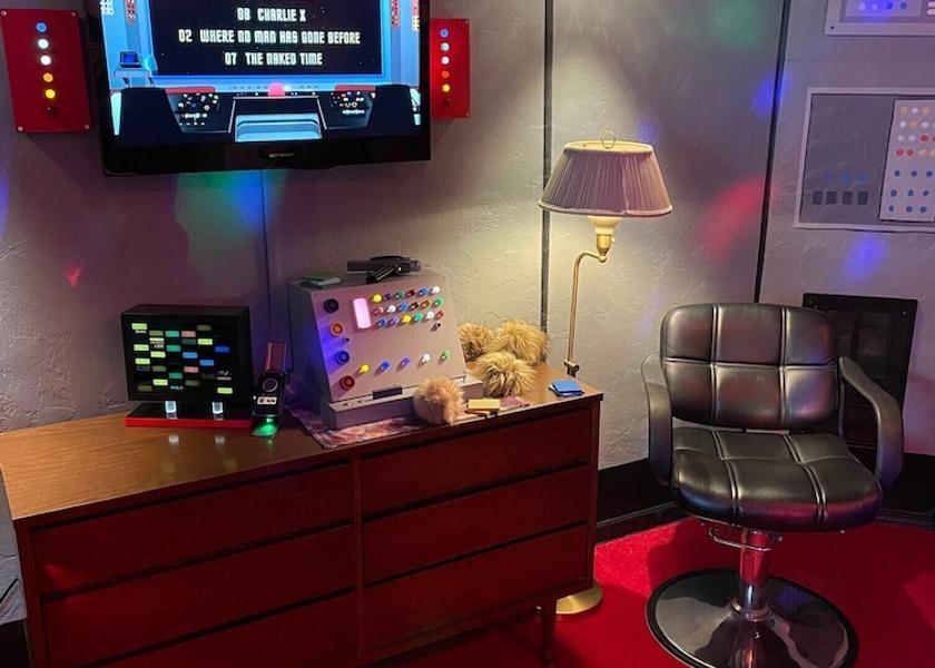 Oregon North Bend Room