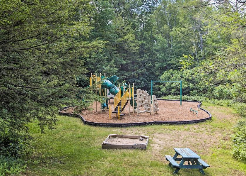 Tennessee Bartlett Interior Entrance