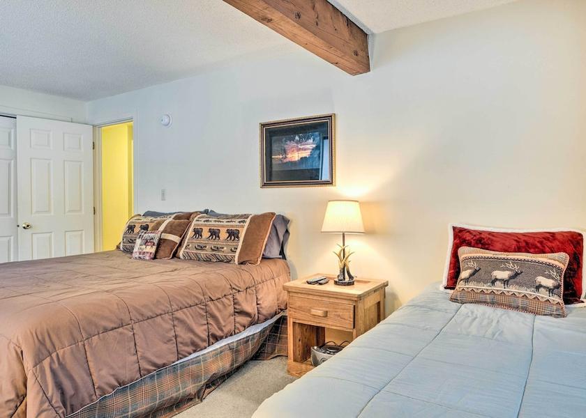 Tennessee Bartlett Interior Entrance