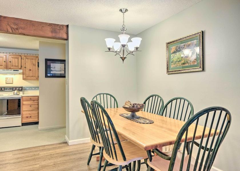 Tennessee Bartlett Interior Entrance