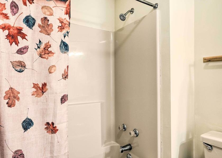 Tennessee Bartlett Interior Entrance