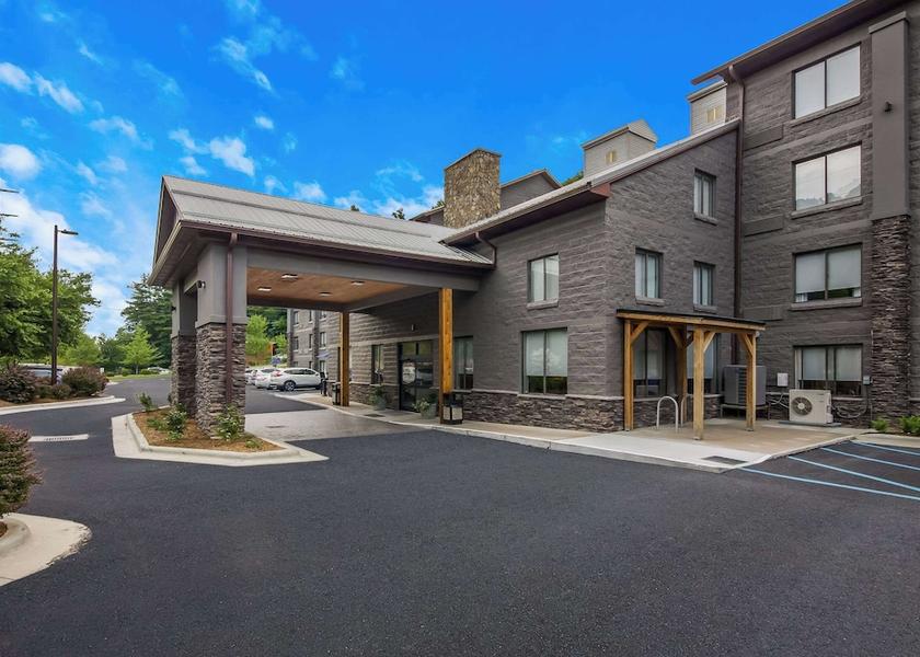 North Carolina Boone Exterior Detail