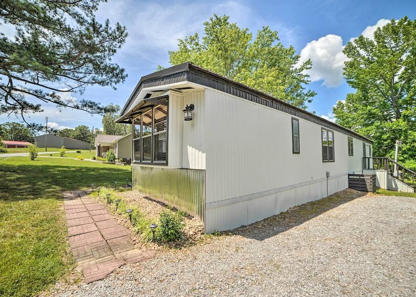 Kentucky Murray Interior Entrance