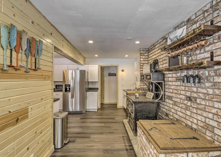 Wisconsin Eagle River Interior Entrance