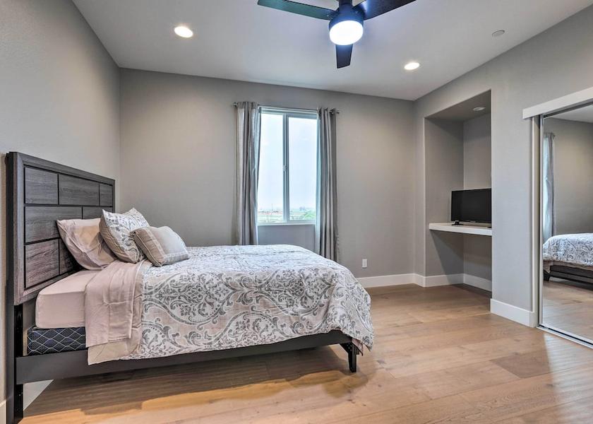 California Roseville Interior Entrance