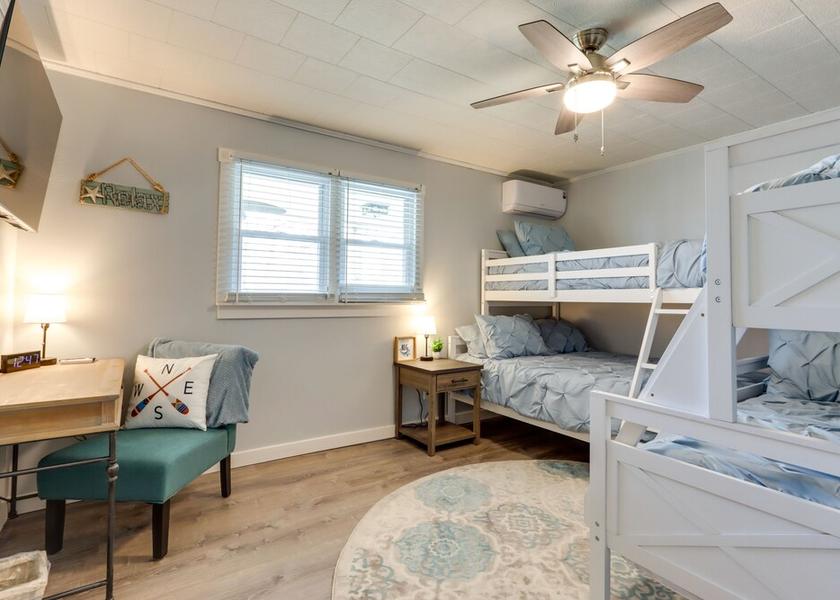 California Pittsburg Interior Entrance