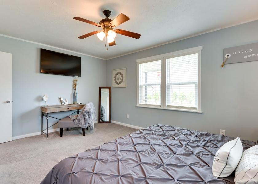 California Pittsburg Interior Entrance