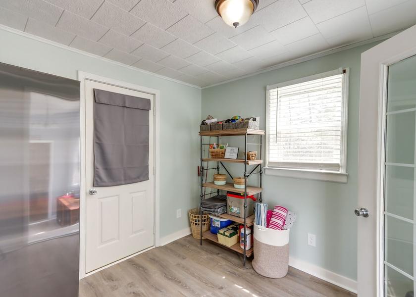 California Pittsburg Interior Entrance