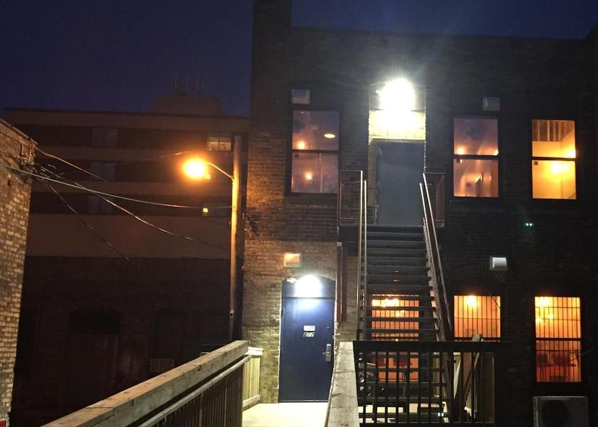 Georgia Duluth Exterior Detail