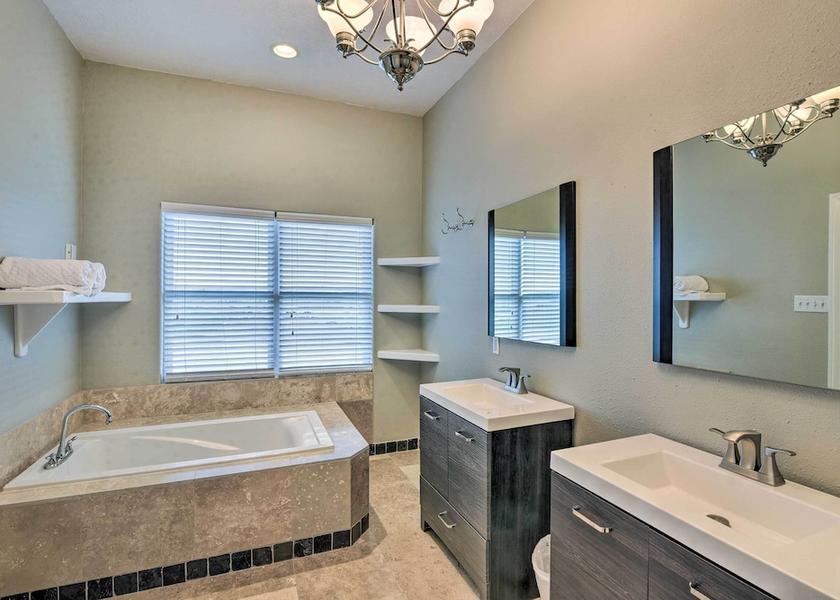 Texas Seabrook Interior Entrance