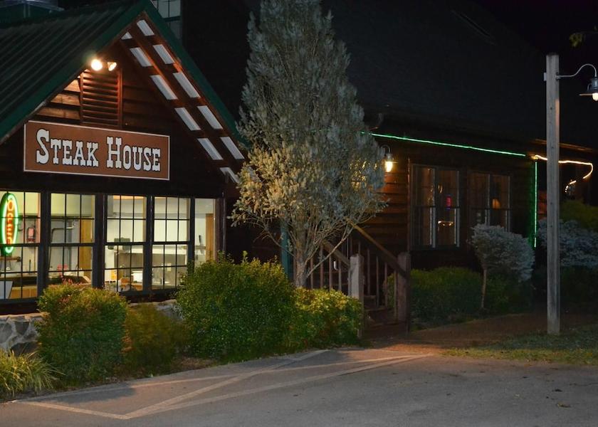 Georgia Townsend Exterior Detail