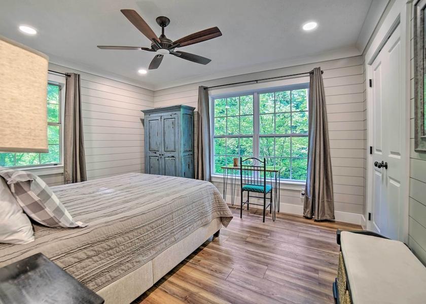 Georgia Townsend Interior Entrance