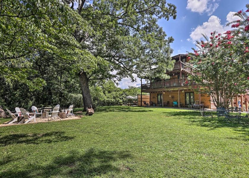 Georgia Townsend Interior Entrance