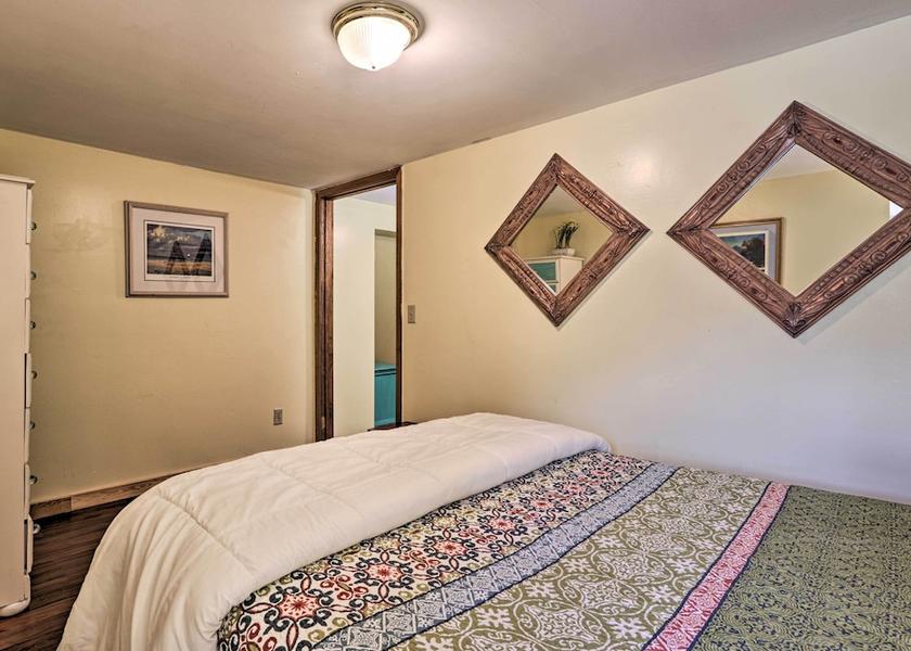 Georgia Townsend Interior Entrance