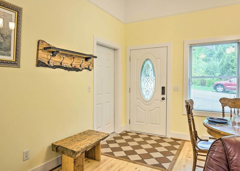 Indiana Frankfort Interior Entrance