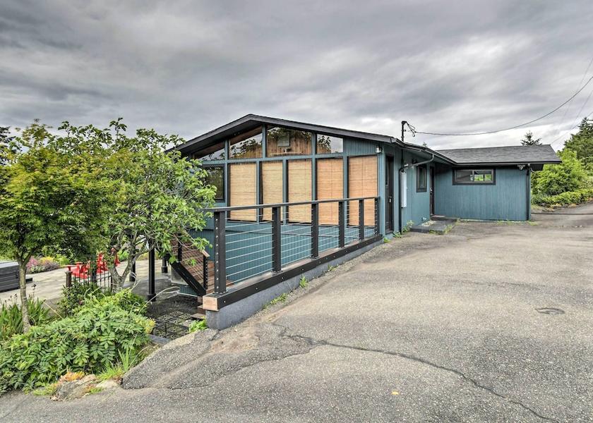 South Carolina Union Interior Entrance