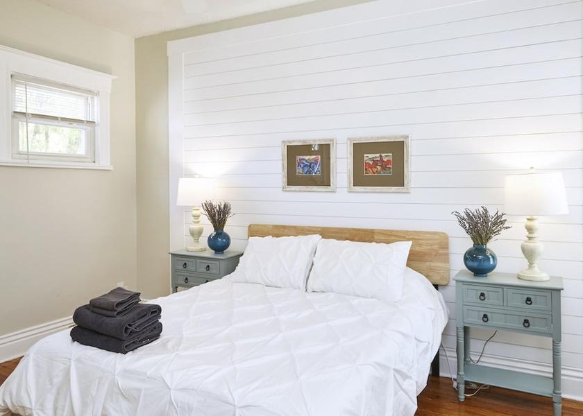 Mississippi Louisville Room