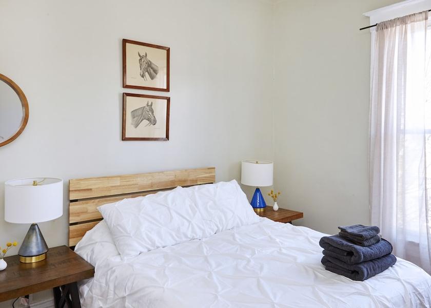 Mississippi Louisville Room