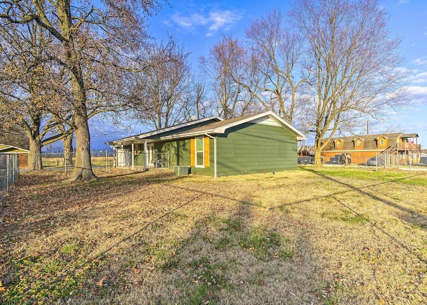 Arkansas Ozark Interior Entrance