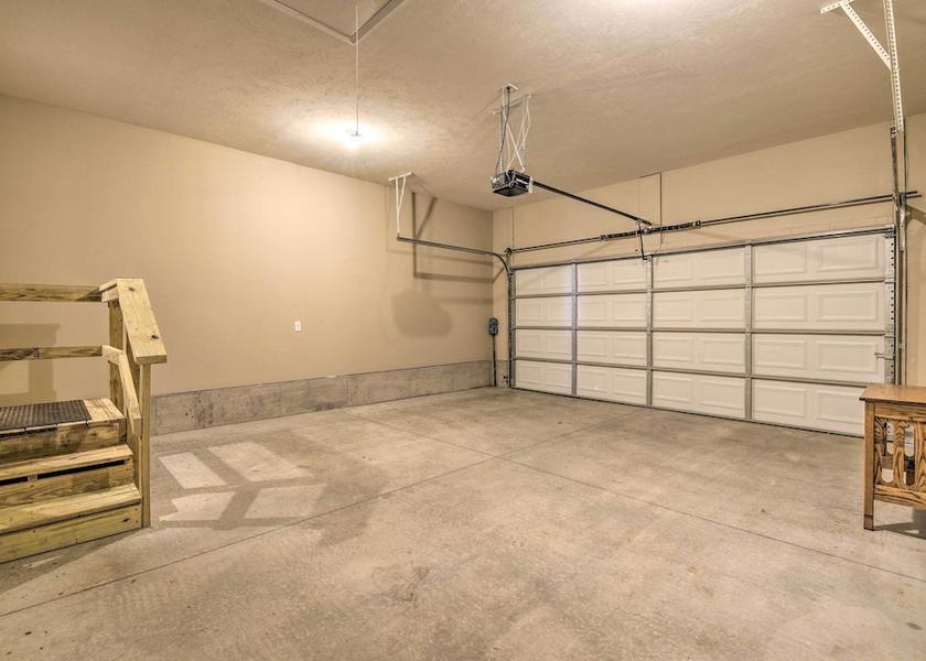 Arkansas Ozark Interior Entrance