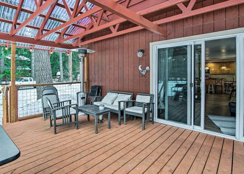 Maryland Easton Interior Entrance