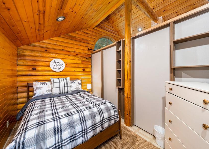 Washington Leavenworth Interior Entrance