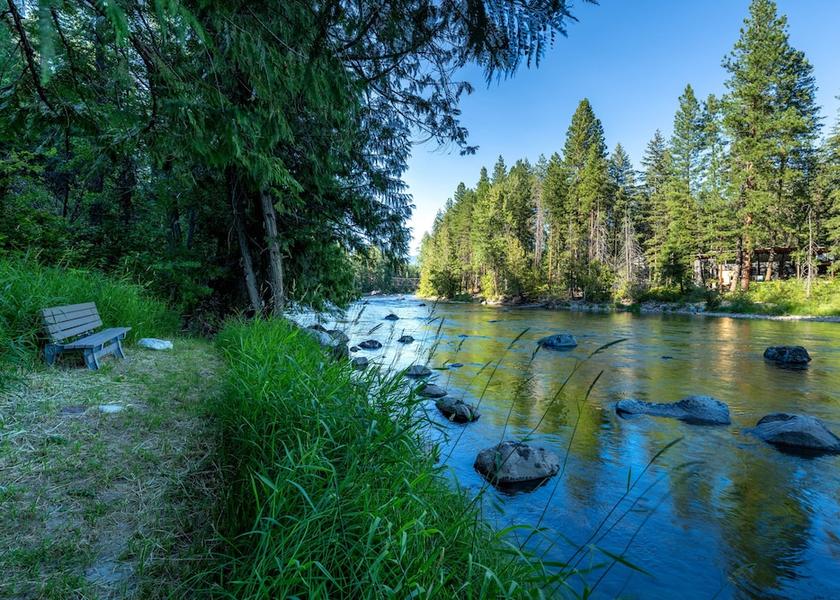 Washington Leavenworth Interior Entrance
