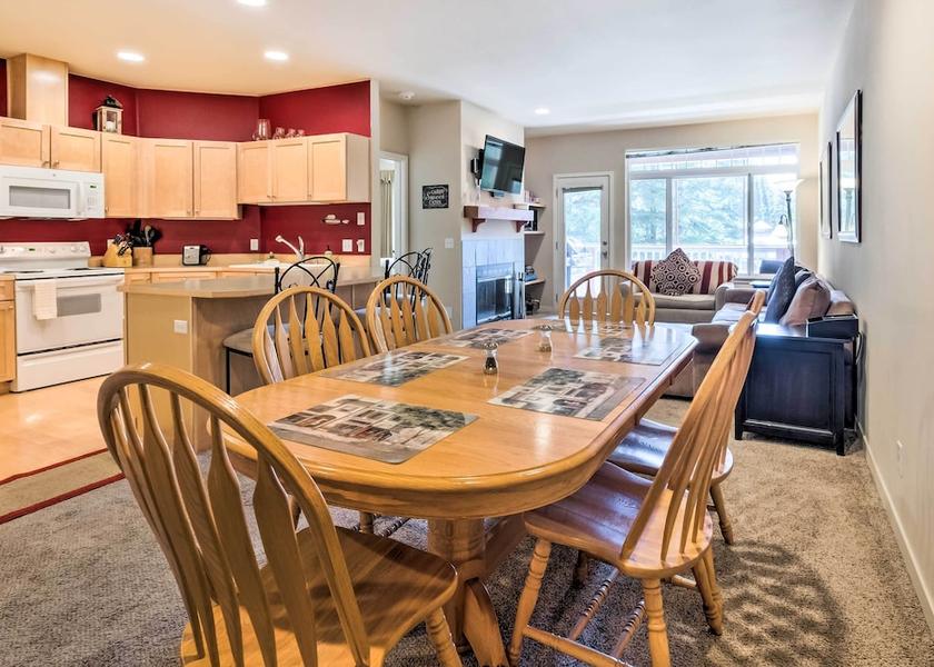 Washington Leavenworth Interior Entrance