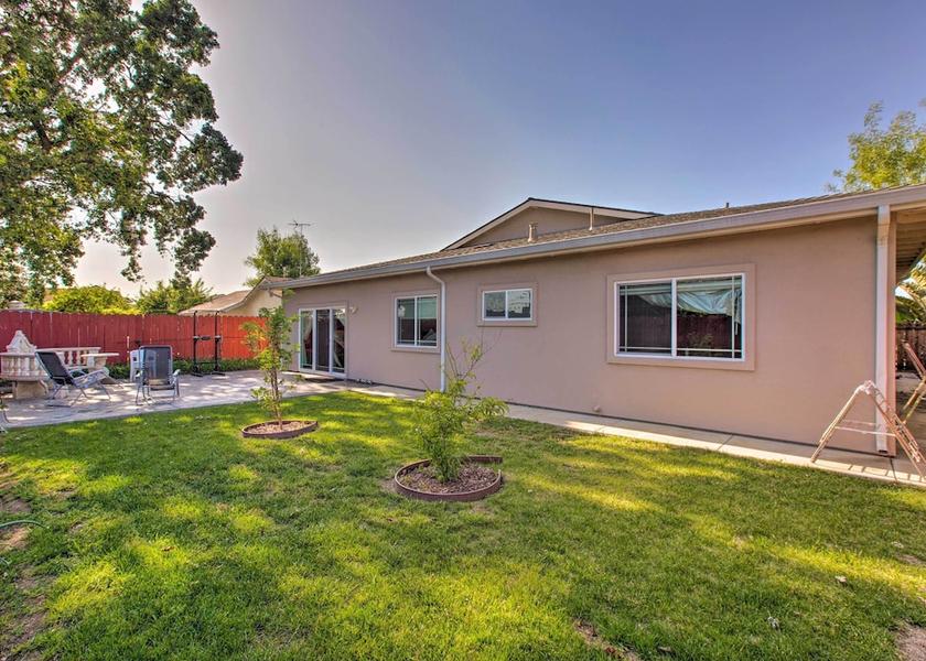 Ohio Fremont Interior Entrance