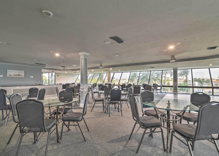 Massachusetts Hudson Interior Entrance