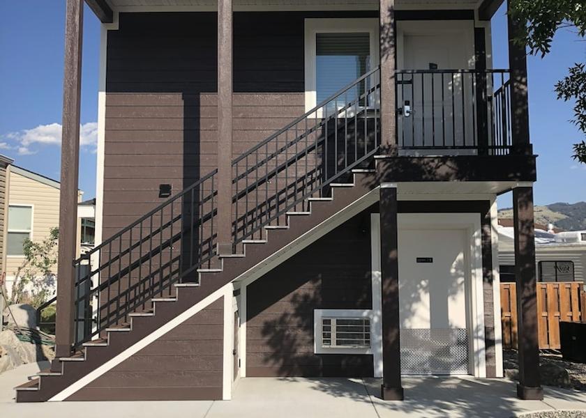 New York Gardiner Exterior Detail