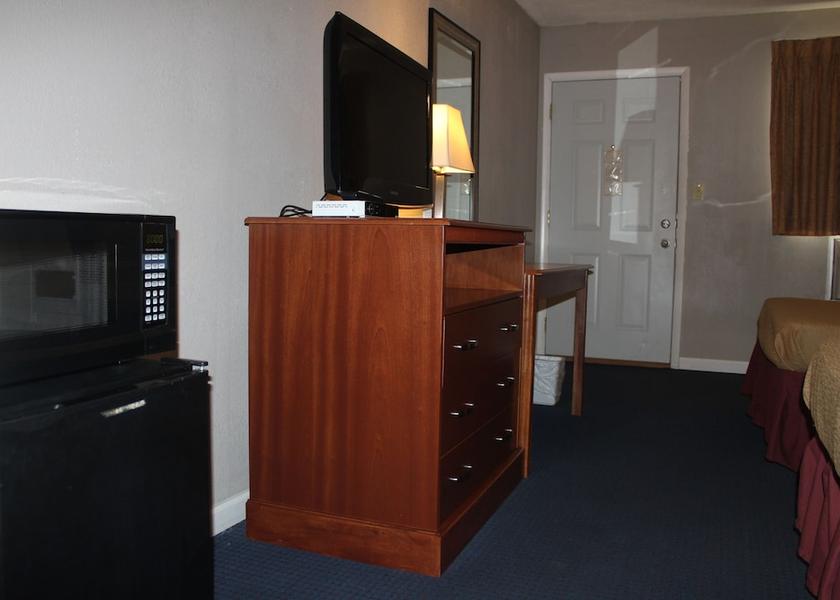 New York Rensselaer Living Area