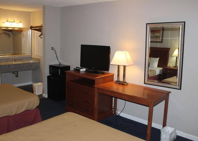 New York Rensselaer Living Area