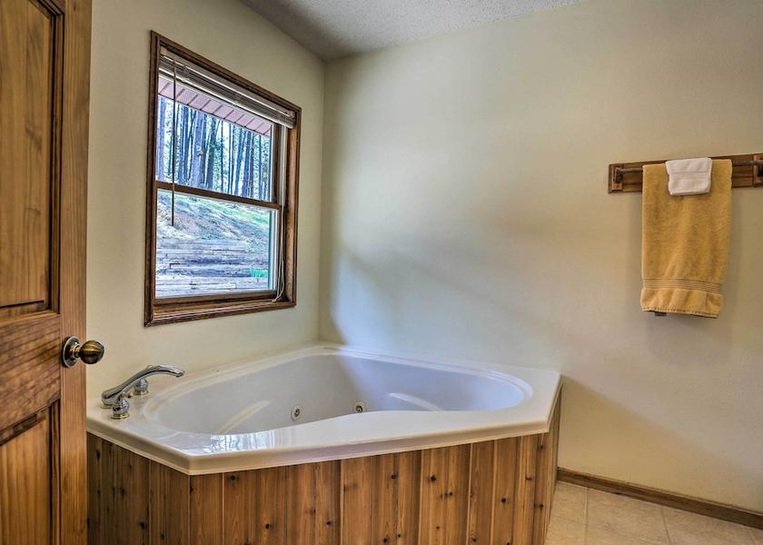 South Dakota Keystone Interior Entrance