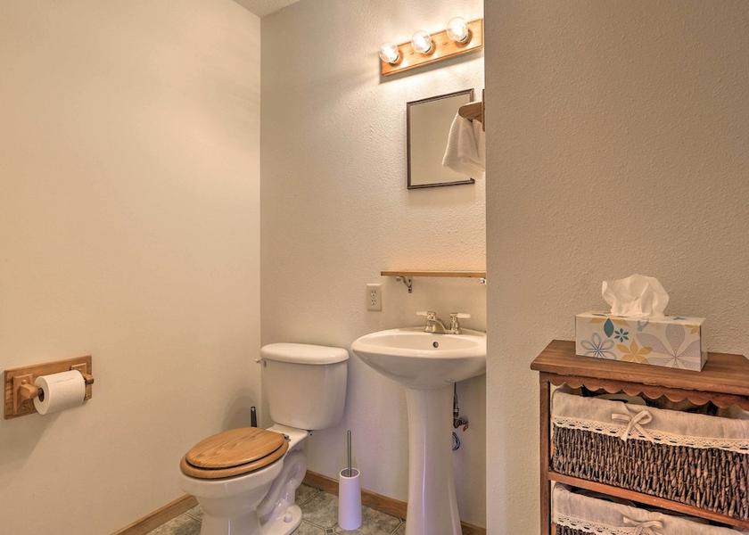 South Dakota Keystone Interior Entrance