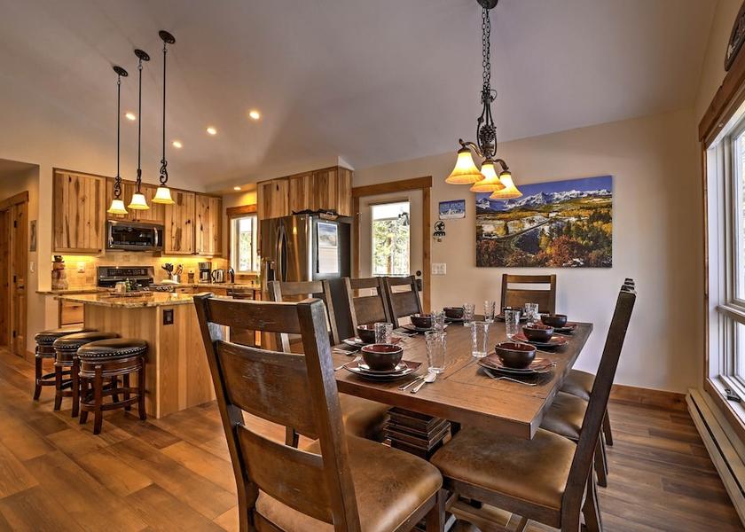 South Dakota Keystone Interior Entrance