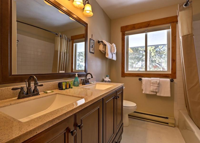 South Dakota Keystone Interior Entrance