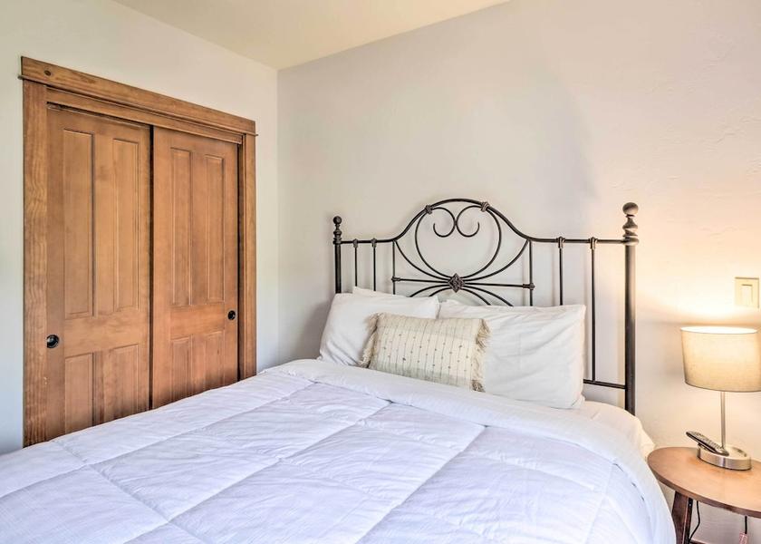 South Dakota Keystone Interior Entrance